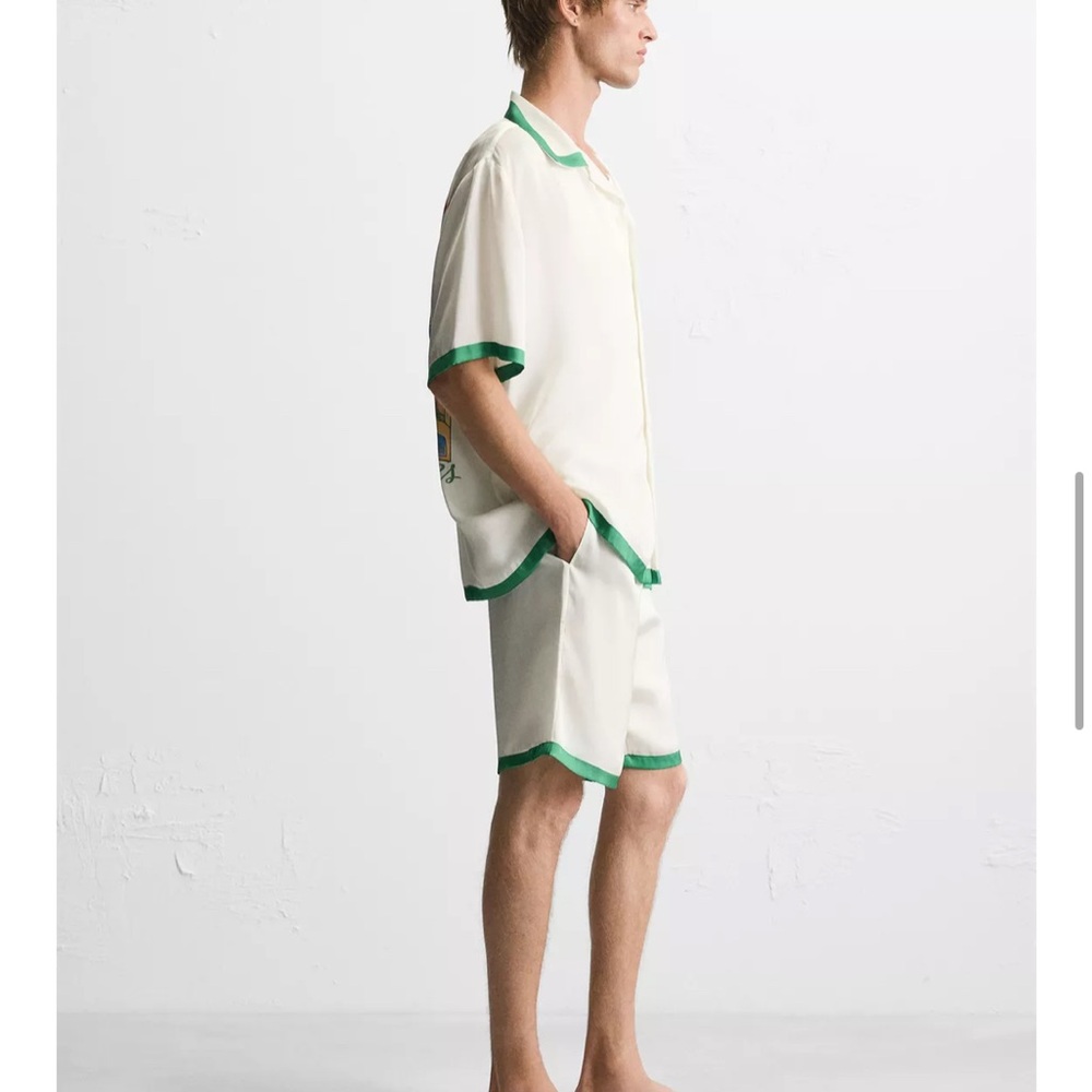 Satin shirt and shorts contrast stripe. Set- Size XL. Cream and Green color - Picture 3 of 13